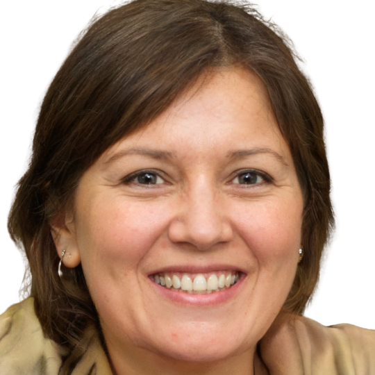 Donna Maxwell, Managing Director